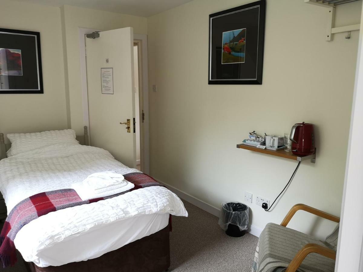 Skye Picture House Hotell Broadford  Exteriör bild